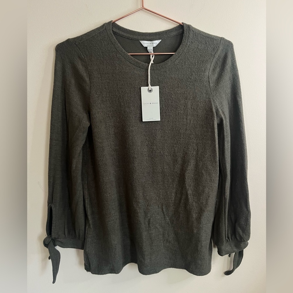 NEW WITH TAGS! Lucky Brand Olive Sweater with Sleeve Ties - Size XS